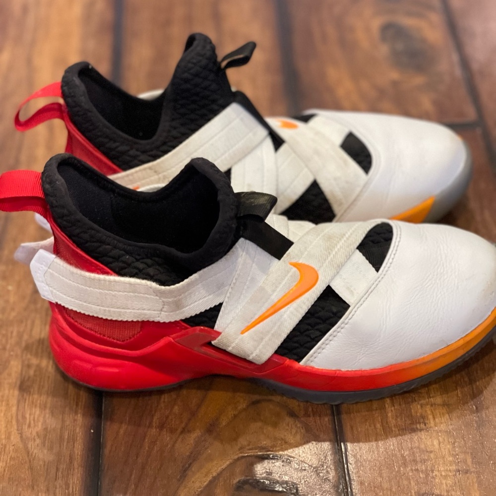 LeBron James soldier tennis shoes, size 5